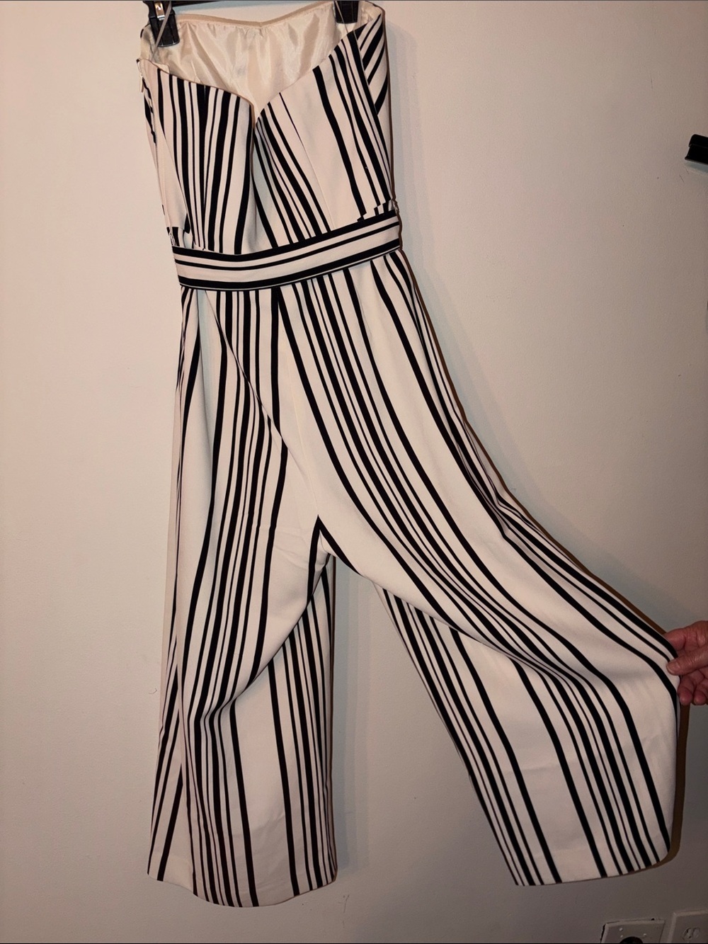 H&M Premium / Luxury Collection Strapless Wide-Leg Jumpsuit ✨— Like New - Picture 4 of 6